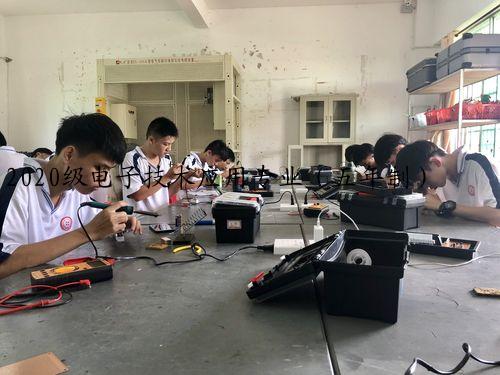 2020级电子技术应用专业（五年制）